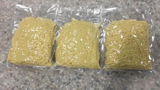 Good price Roestvrijstalen kussenverpakkingsmachine voor voedsel en groenten online