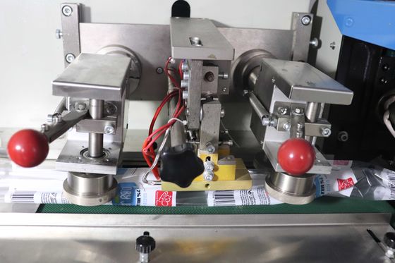 220V de individuele Machine van de de Plasticine Automatische Extruder van de Verpakkingsmachine