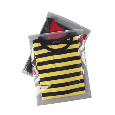 Intelligente kleding T-shirt bubbelfilm verpakkingsmachine met 1M voedingsconveyor